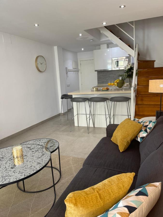 Duplex Con Encanto En Paseo Maritimo De Marbella
