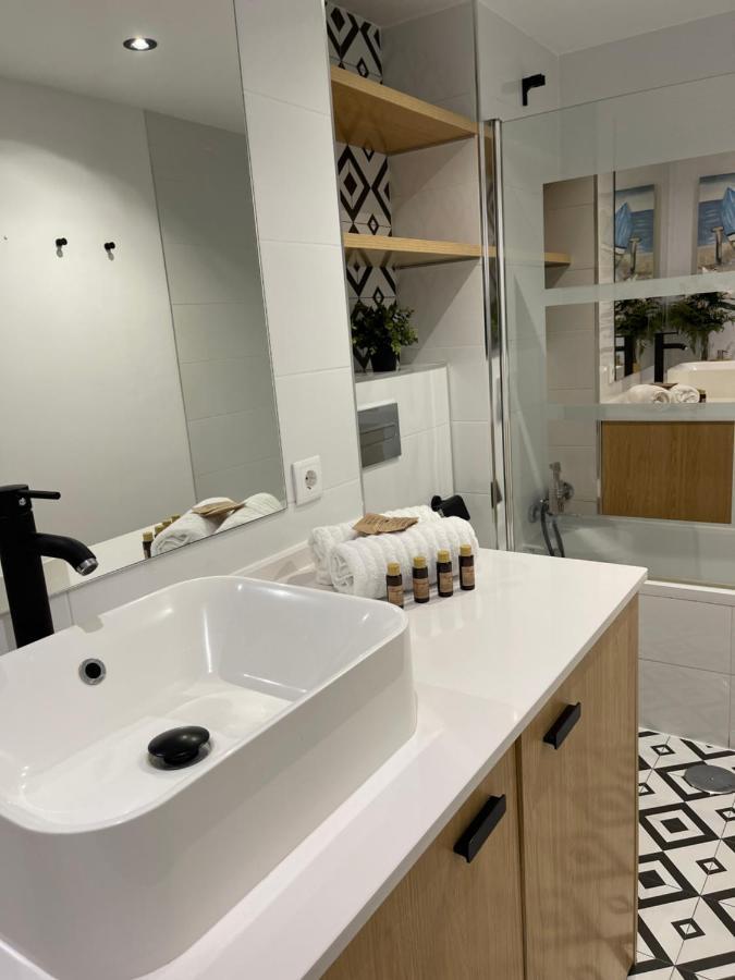 Duplex Con Encanto En Paseo Maritimo De Marbella