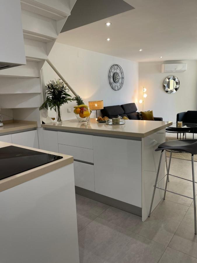 Duplex Con Encanto En Paseo Maritimo De Marbella